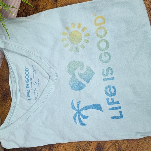 Life is Good Sun, Heart, & Palm Tree Crusher Tee - Picture 3 of 9